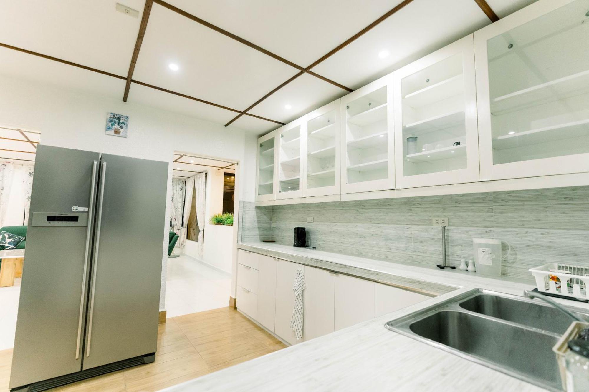 Luxury 4Br Apartment With Pool Behind Alona Beach Panglao Exterior foto